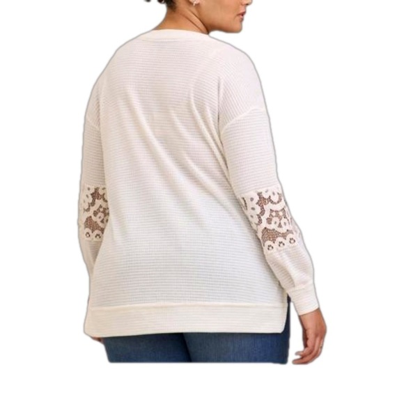 Torrid Neutral Waffle V-Neck Lace Inset Sweatshirt 6X NWT - Picture 2 of 16